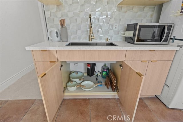 Building Photo - 1095 Bonita St