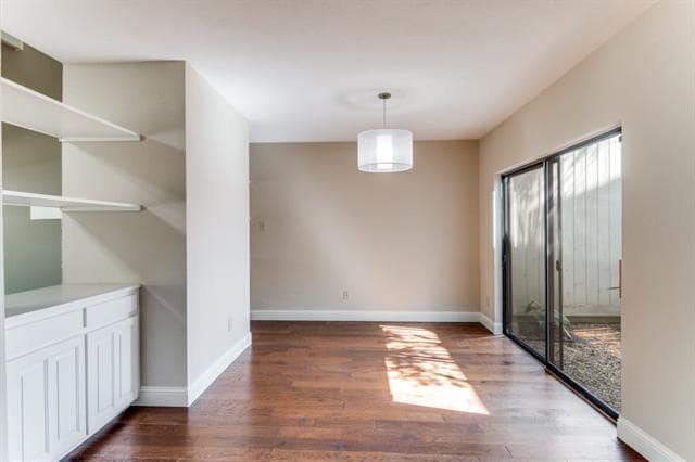 Building Photo - 5934 Glen Heather Dr