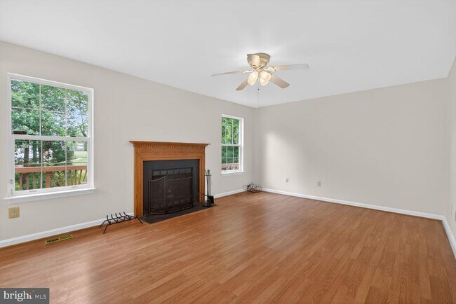 Building Photo - 10545 Winged Elm Cir