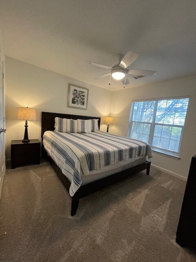 Building Photo - 2555 Old Milton Pkwy