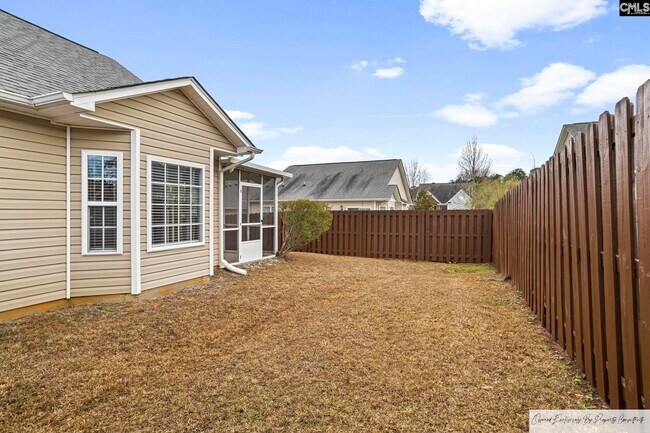 Building Photo - 516 Lanesborough Dr