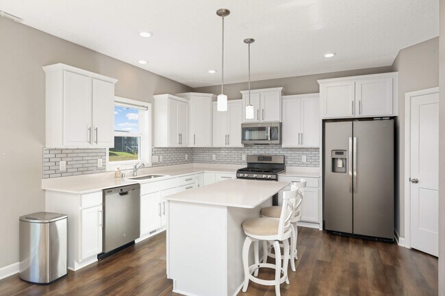 Building Photo - 17545 57th St NE