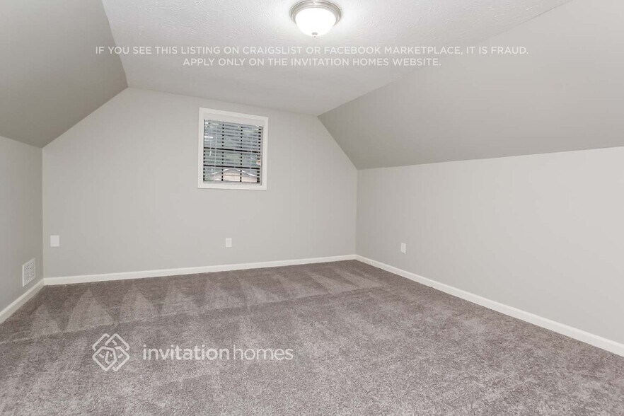 Building Photo - 2222 Greenridge Dr SW