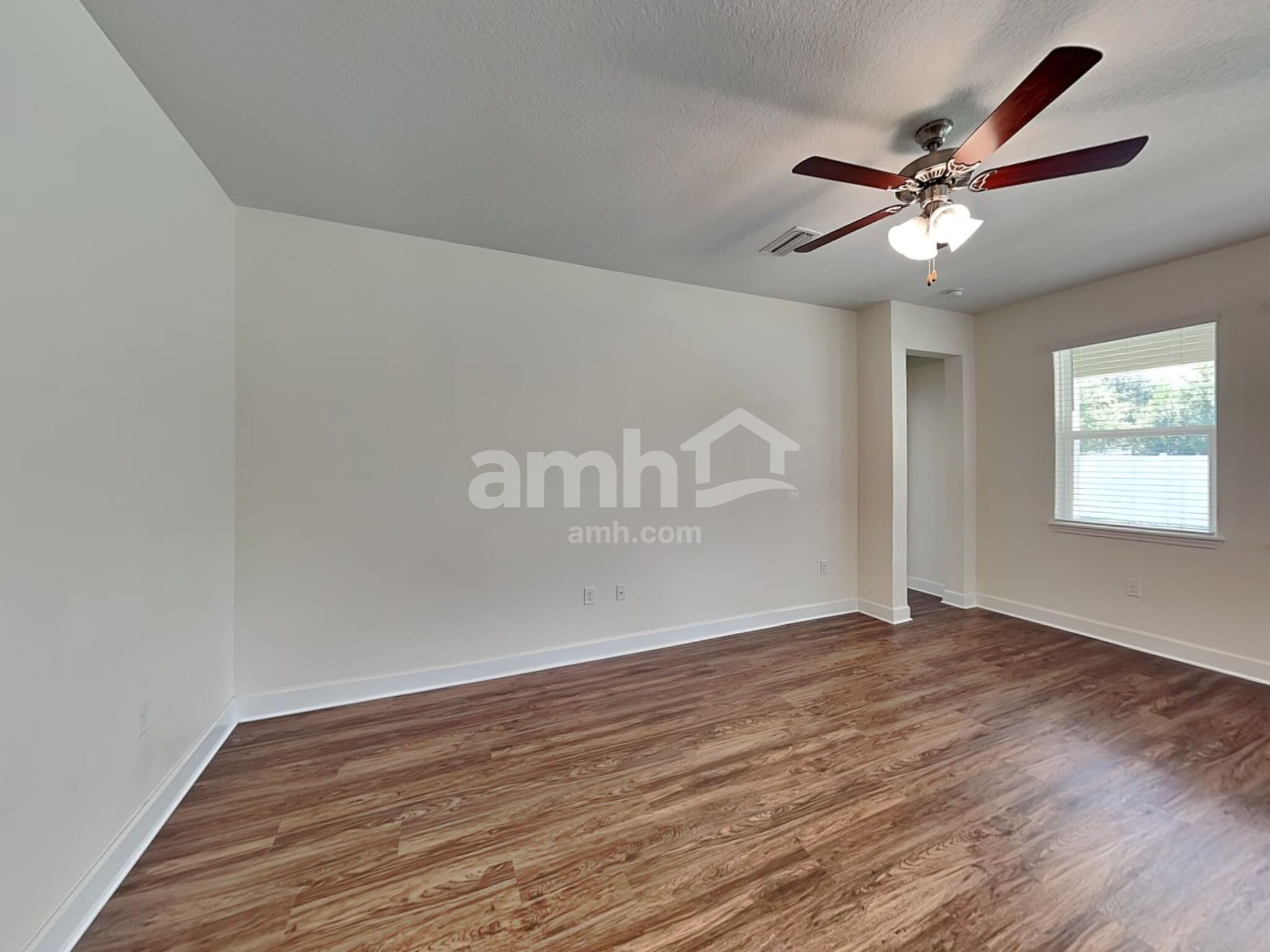 Building Photo - 413 Pine Terrace Dr