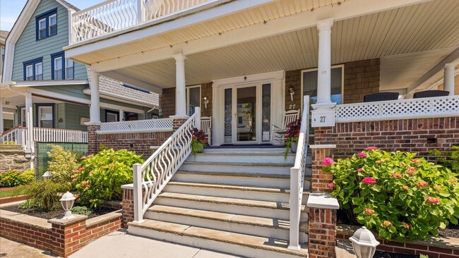 Building Photo - 27 S Oakland Ave