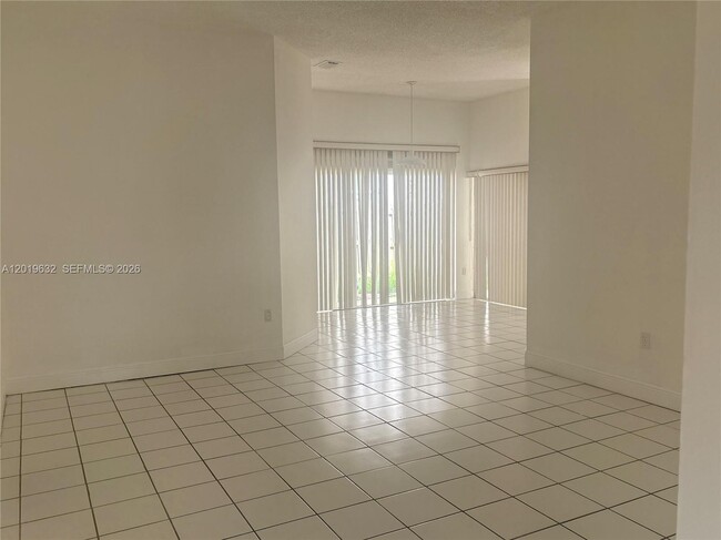 Building Photo - 21485 SW 90th Pl