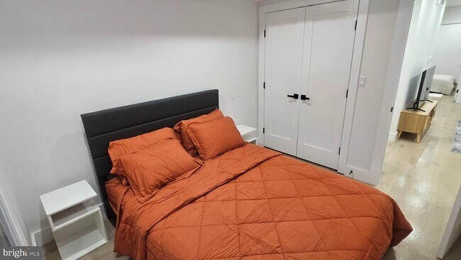 Building Photo - 3923 14th St NW