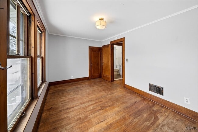 Building Photo - 1521 Grant Blvd