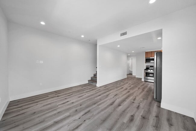 Building Photo - 11516 Victory Blvd