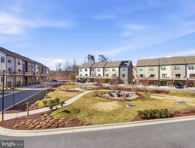 Building Photo - 3289 Watershed Blvd