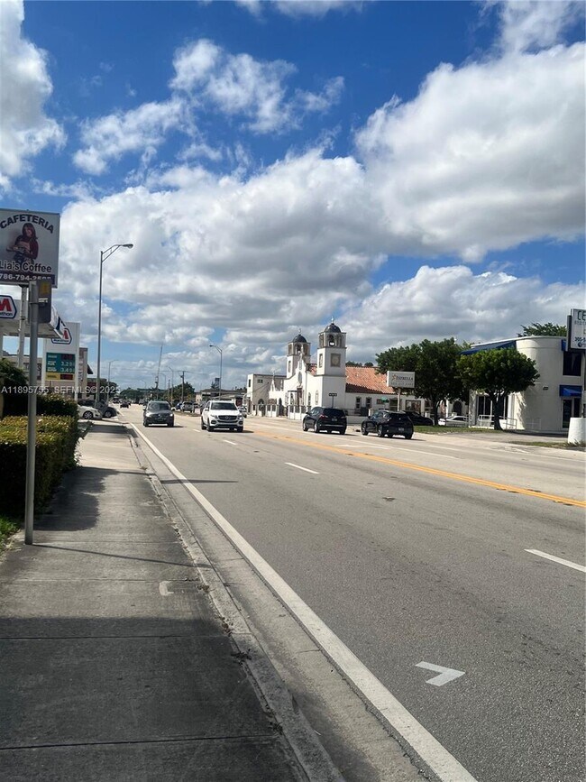 Building Photo - 4758 W Flagler St