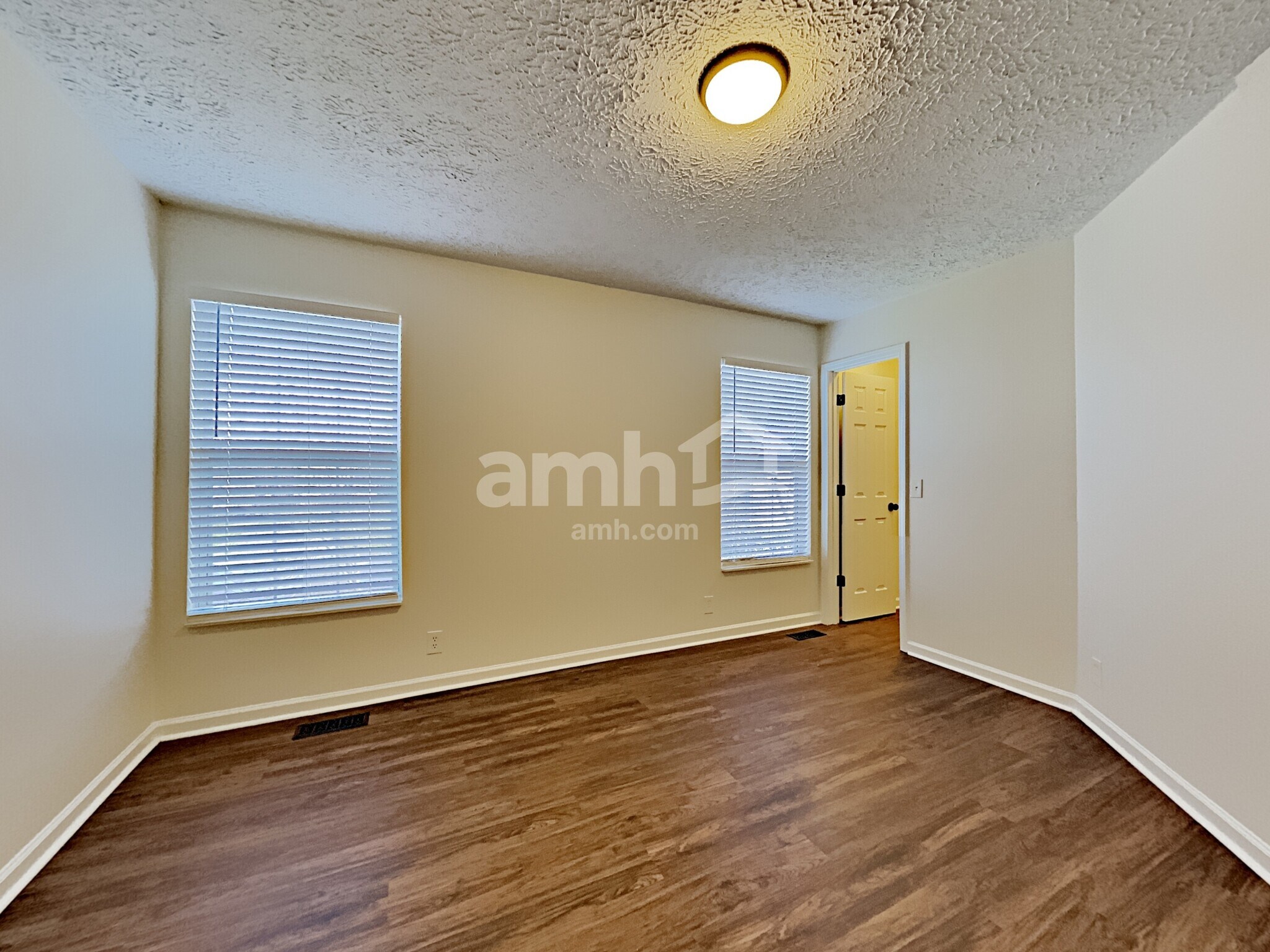 Building Photo - 6200 Hampton Hall Way