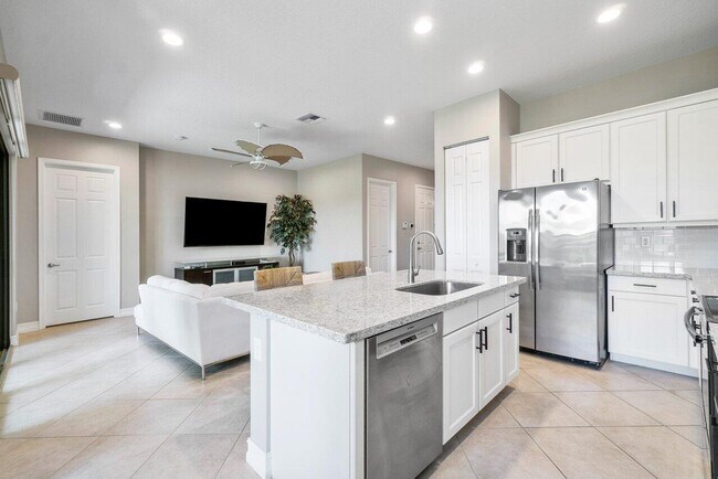 Building Photo - 7883 Clay Mica Ct