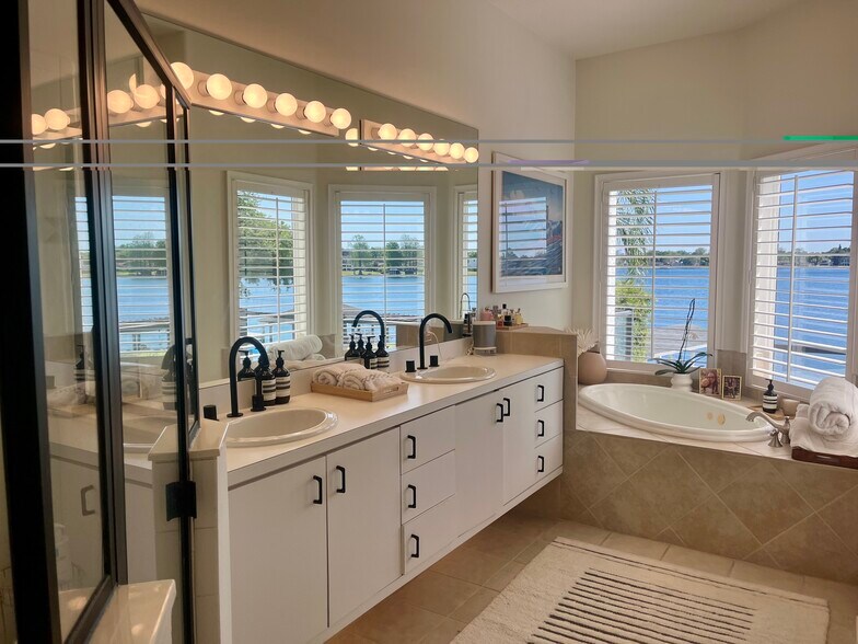 Primary Bathroom - 1224 Alexandra Ct