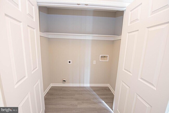 Building Photo - 241 Morgans Ct