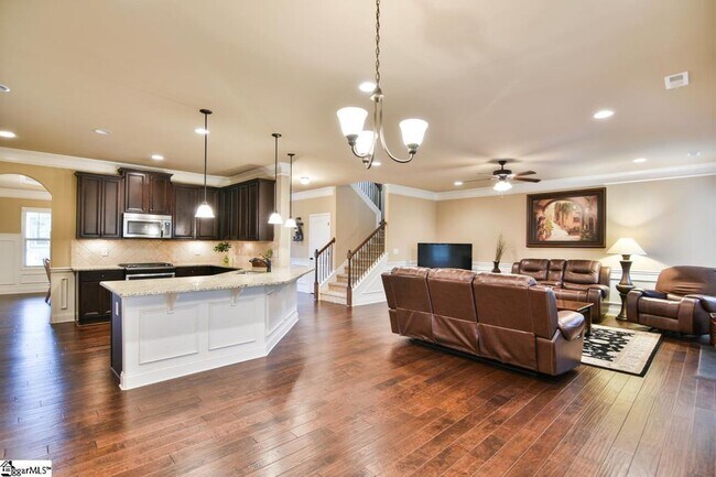 Building Photo - Wonderful 5 Bedroom, 4 Bath Home in Kilgore Farms!!