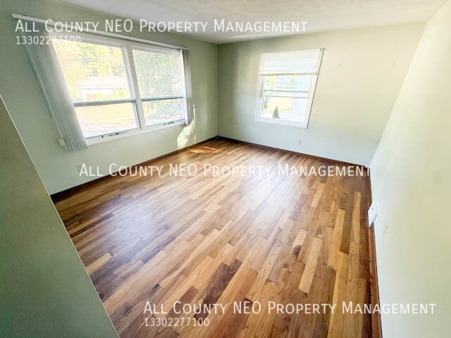 Building Photo - 2192 Hoch Dr
