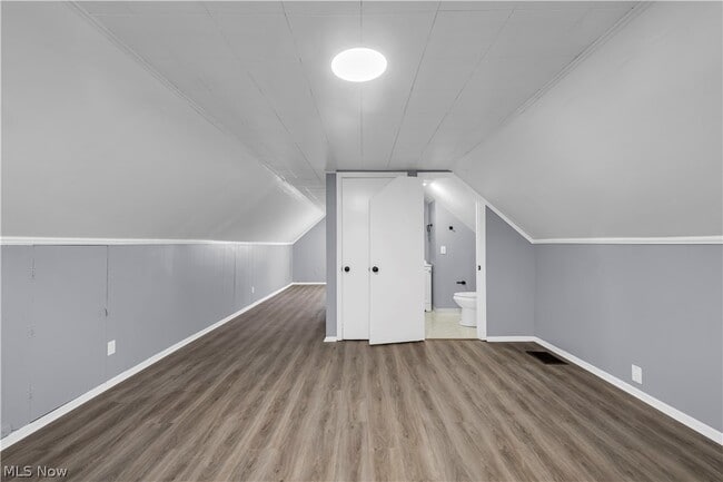 Building Photo - 4684 W 158th St