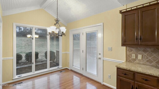 Building Photo - 1508 Sylvan Wynde