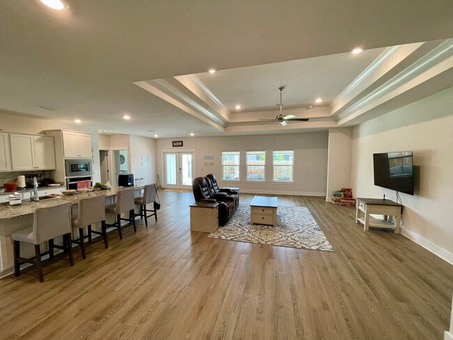 Building Photo - 3533 Sailfish Dr