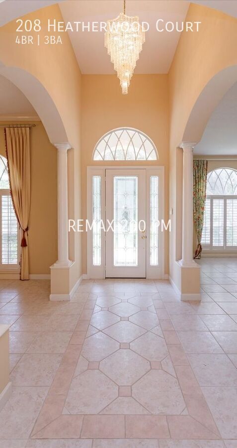 Building Photo - 208 Heatherwood Ct