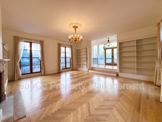 Building Photo - 1980 SW Terrace Dr