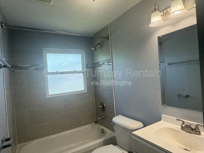 Building Photo - 43 N Walnut Ln