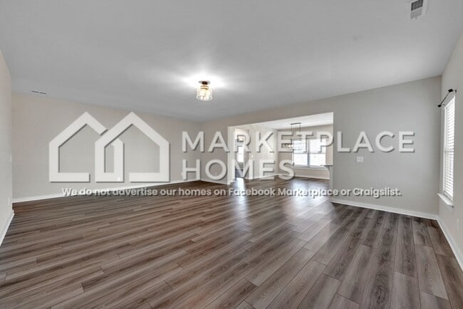Building Photo - 2154 Ellsworth Loop Rd