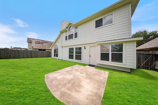 Building Photo - 8311 Sierra Hill Ct