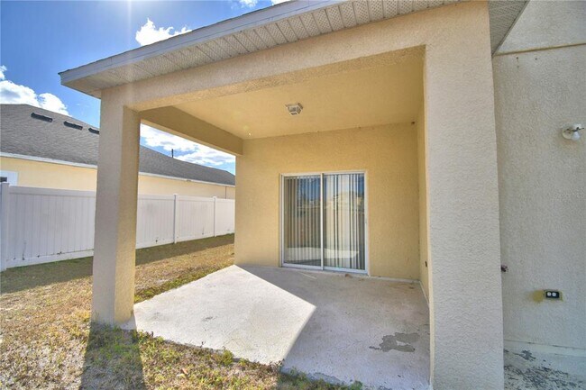 Building Photo - 439 Churchill Ct