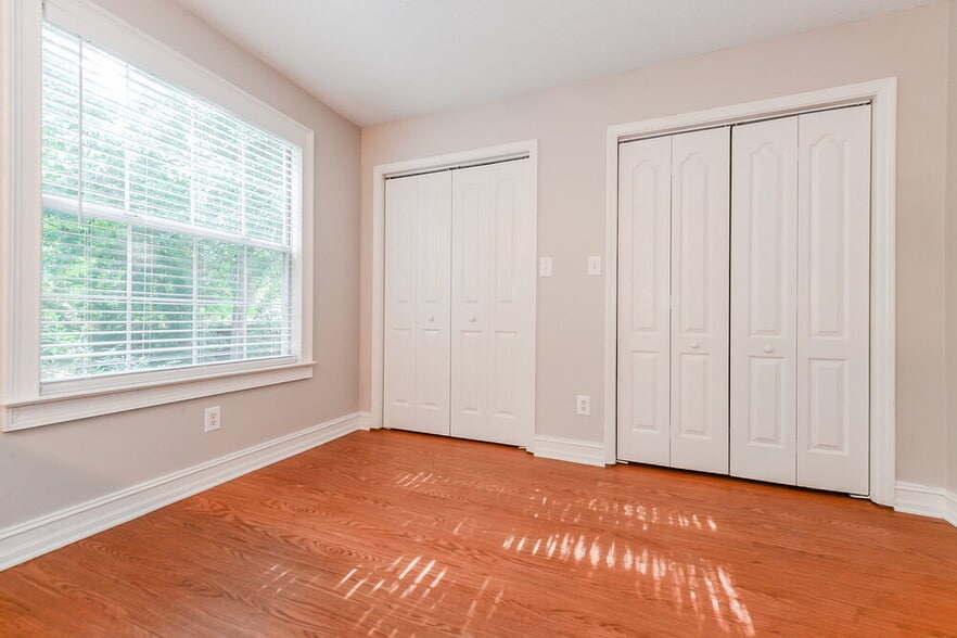 Building Photo - 21 Arbor Cove Dr