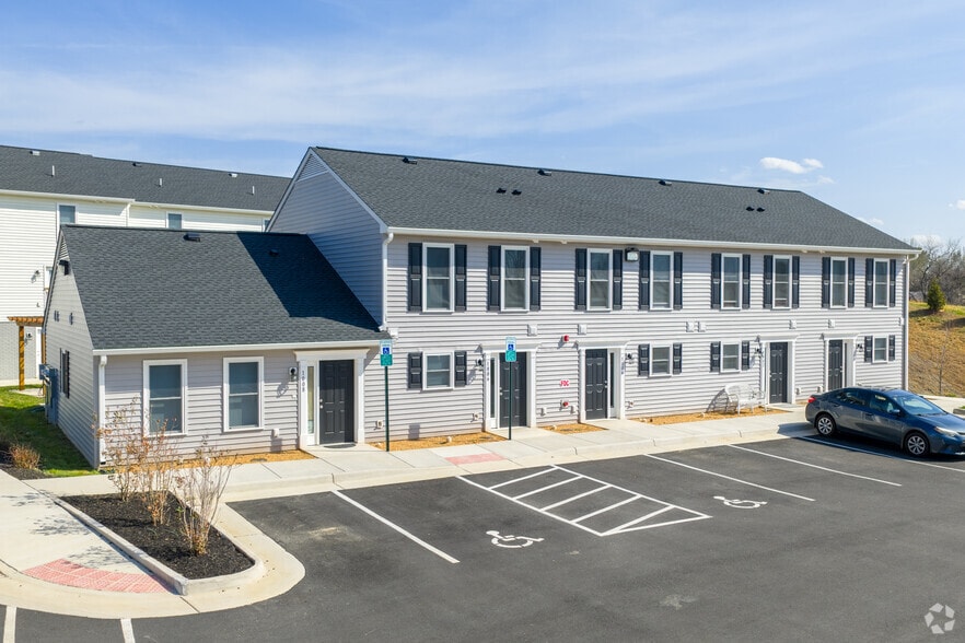 Building Photo - Dominion Apartments