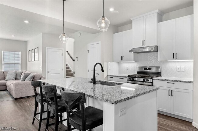 Building Photo - 8291 Brodie Blvd