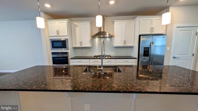 Building Photo - 13222 Lake Waterview Wy