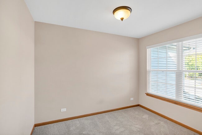 Building Photo - 10549 Wakefield Ln