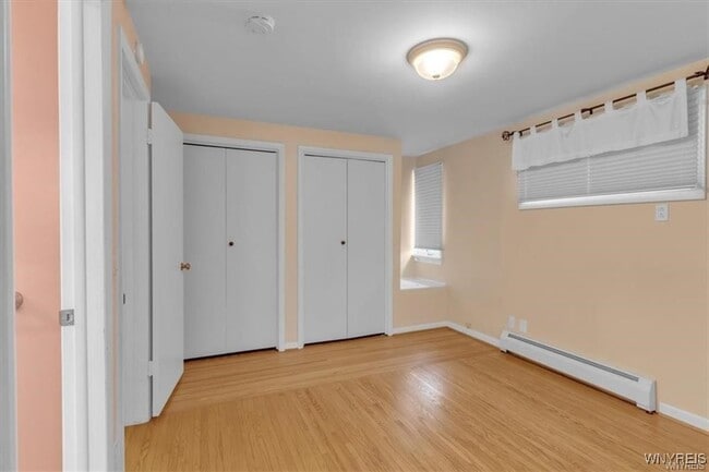 Building Photo - 116 Segsbury Rd