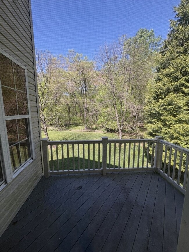 Building Photo - Gorgeous End of Group Owings Mils 3bd/2.5ba w/ A/C, W/D, and Modern Amenities! Available now!