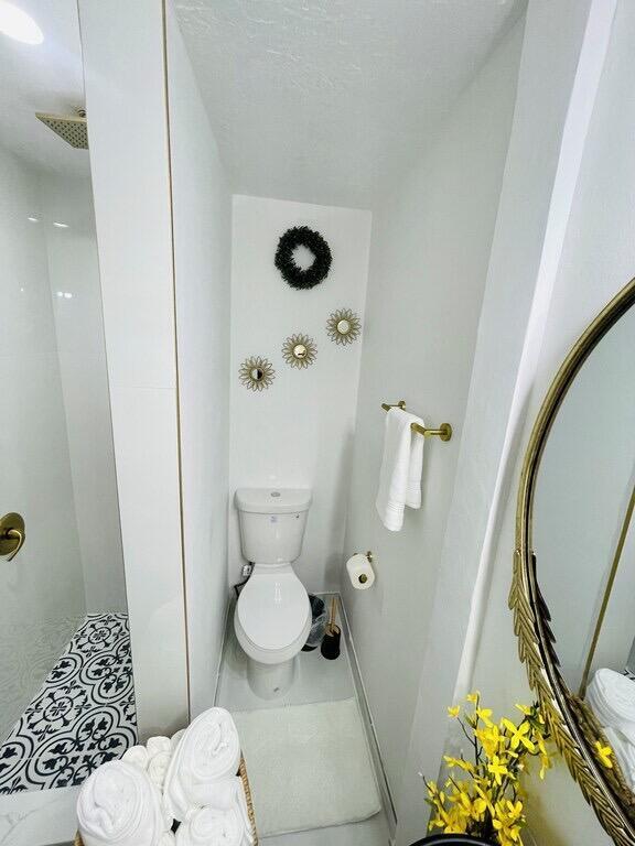 Building Photo - 5537 SW 6th St