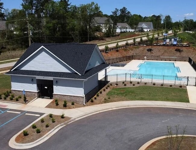 Building Photo - 118 Paddock Glen Dr