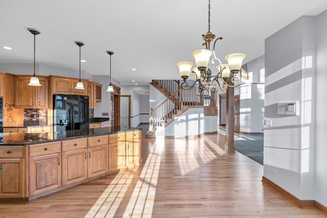 Building Photo - 4N550 School Rd