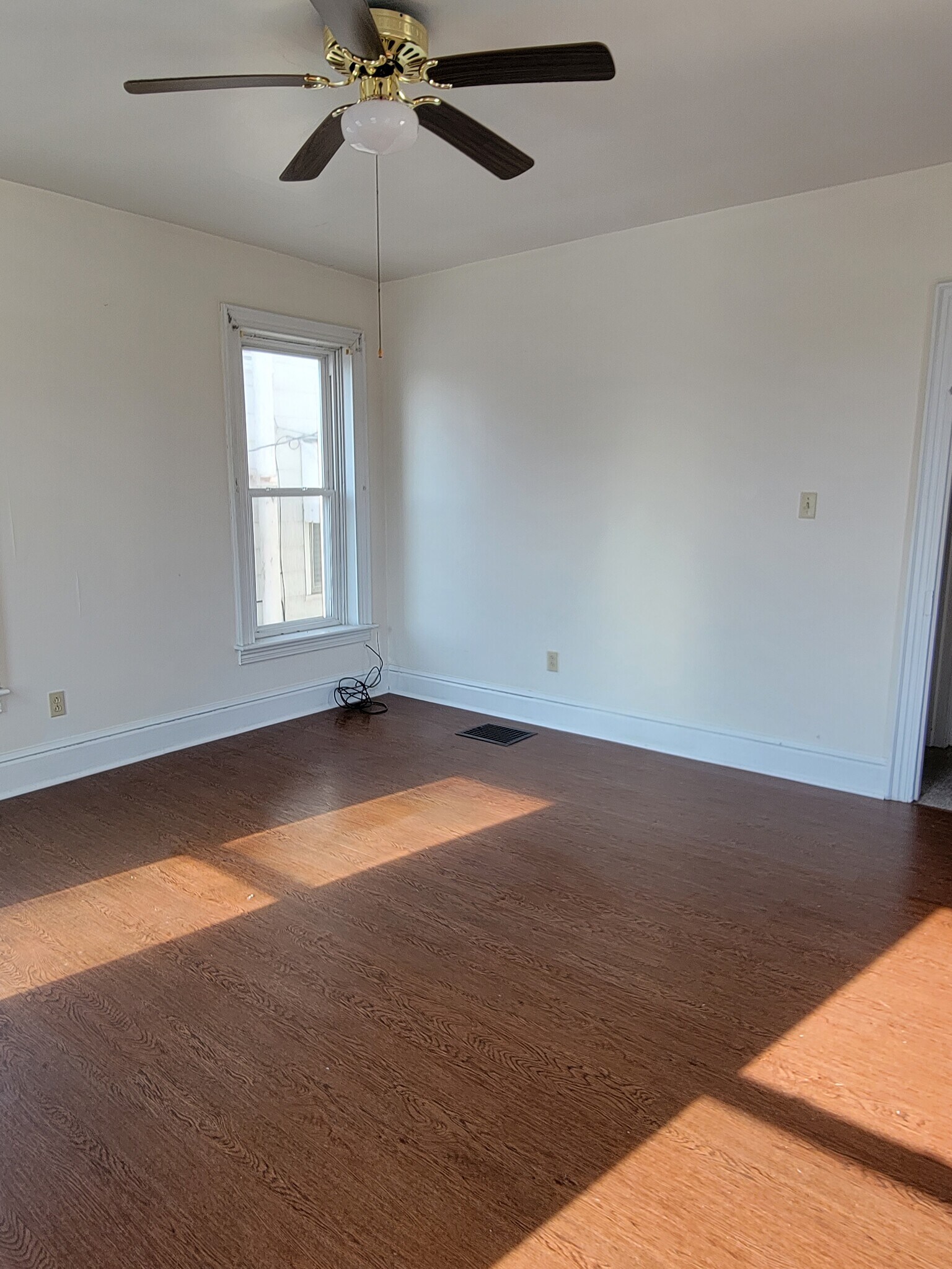 bedroom 1 - 353 Main St