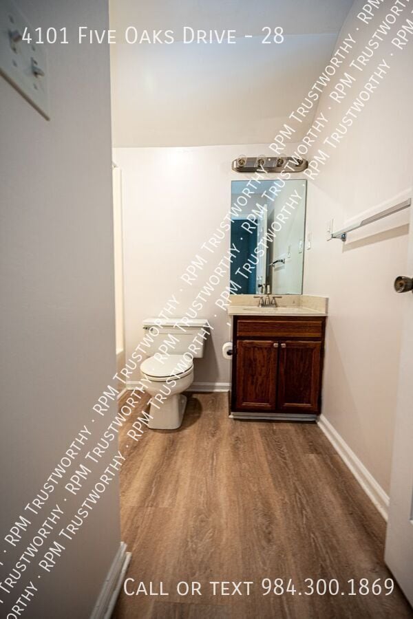 Building Photo - 4101 Five Oaks Dr