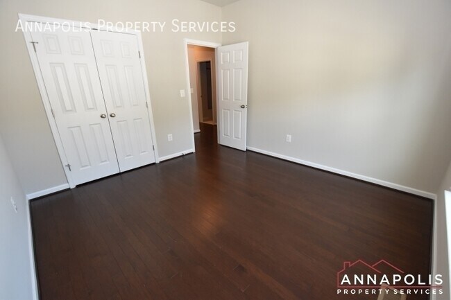 Building Photo - 122 Lejeune Way