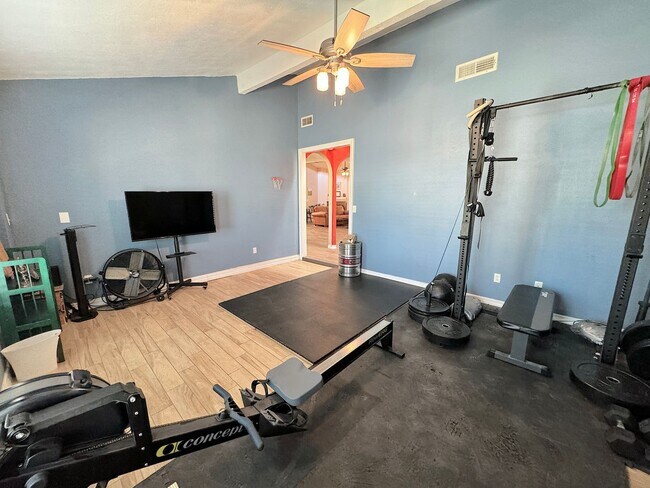Building Photo - 6851 Amposta Dr