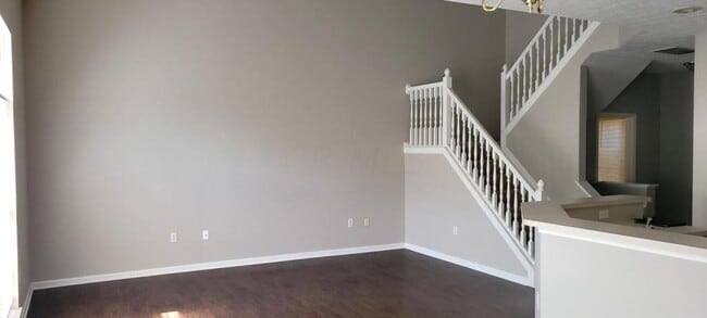 Building Photo - 770 Mystic Pointe Dr
