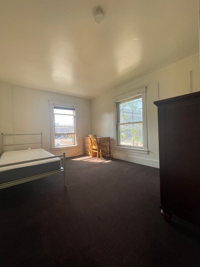 Building Photo - Waitlist Available: Unit Reserved