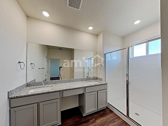 Building Photo - 384 Aspen Waters