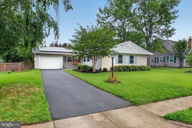 Building Photo - 4214 Penner Ln