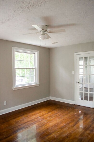 Building Photo - 4500 Eastover Ave