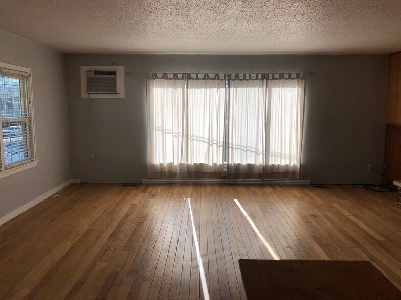 Building Photo - 4018 Baughman Rd